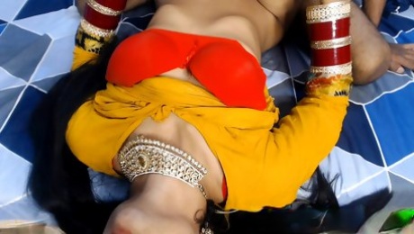 gorgeous young desi indian bhabhi in blue saree fuckedby devar