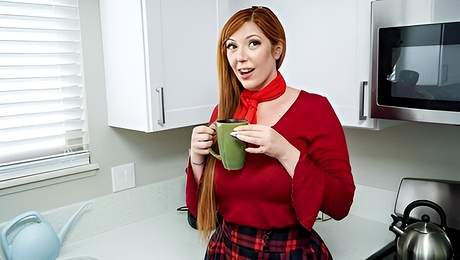 Lauren Phillips's big cock clip by Mom Drips