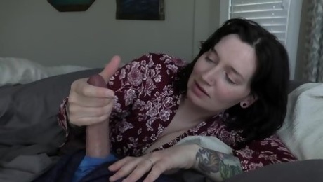 Morning Wood With Mommy With Bettie Bondage